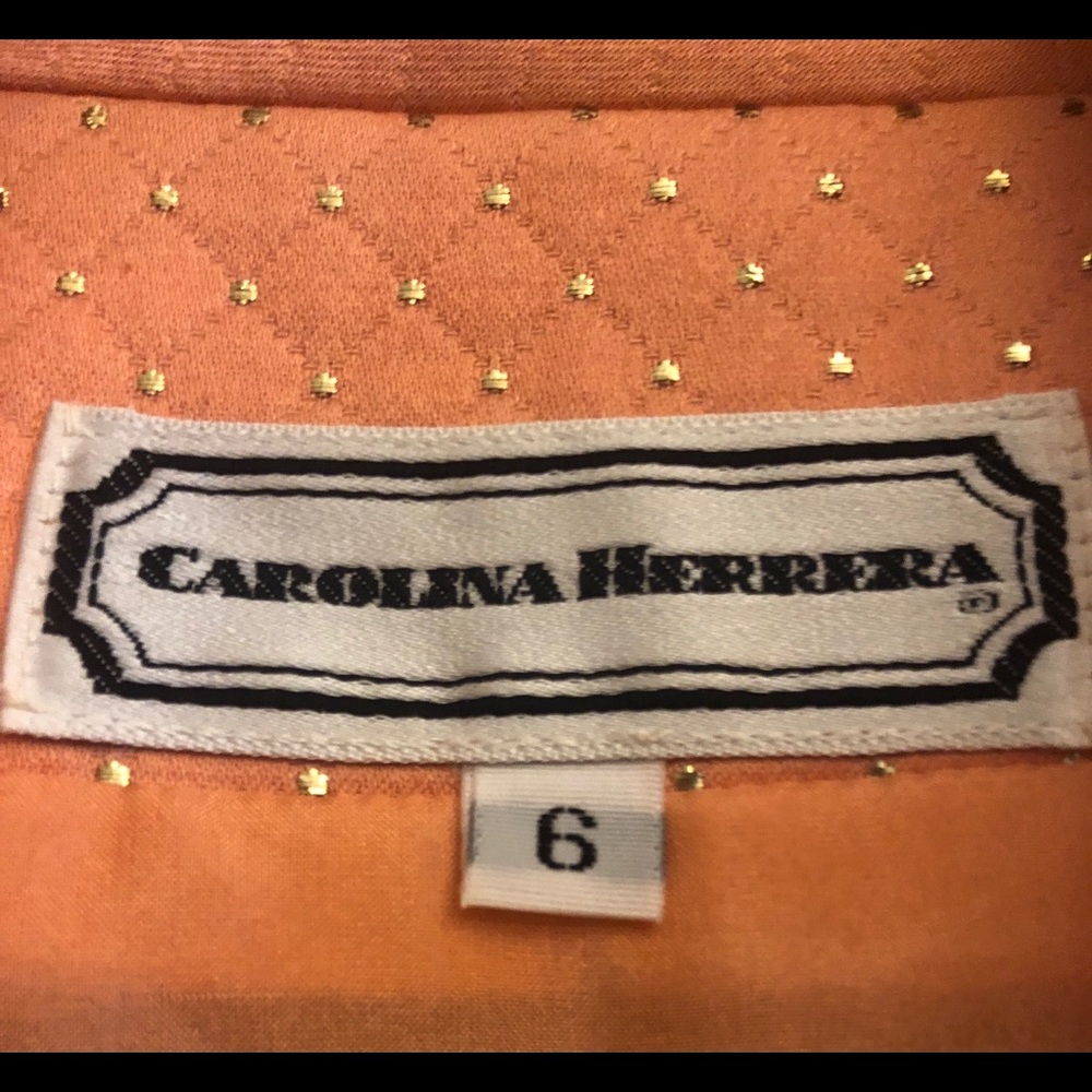 Carolina Herrera Silk suit - Picture 3 of 5